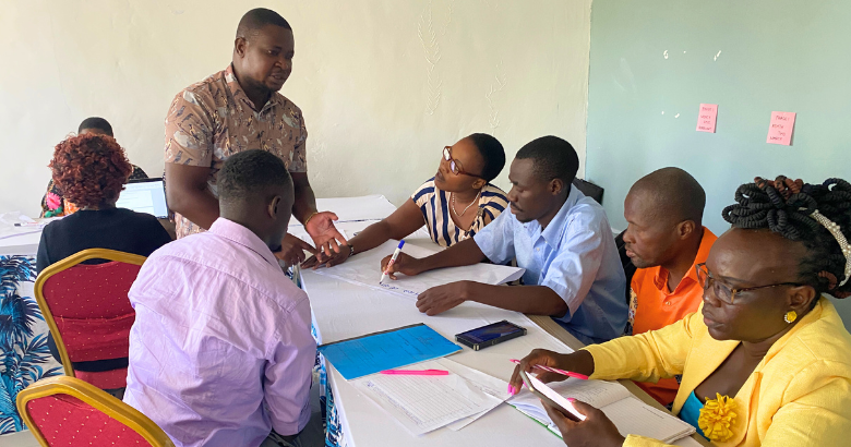 生徒が安心して学び続けられるように ── 先生たちのSRHR研修